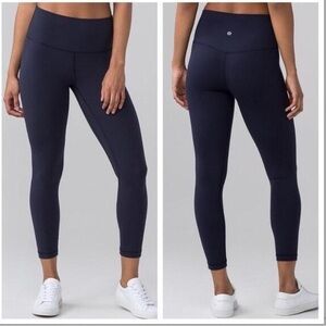 Lululemon Women's Navy High-Waisted Leggings